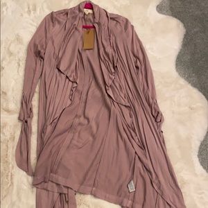 Belted long sleeve sweater with tie sleeve detail